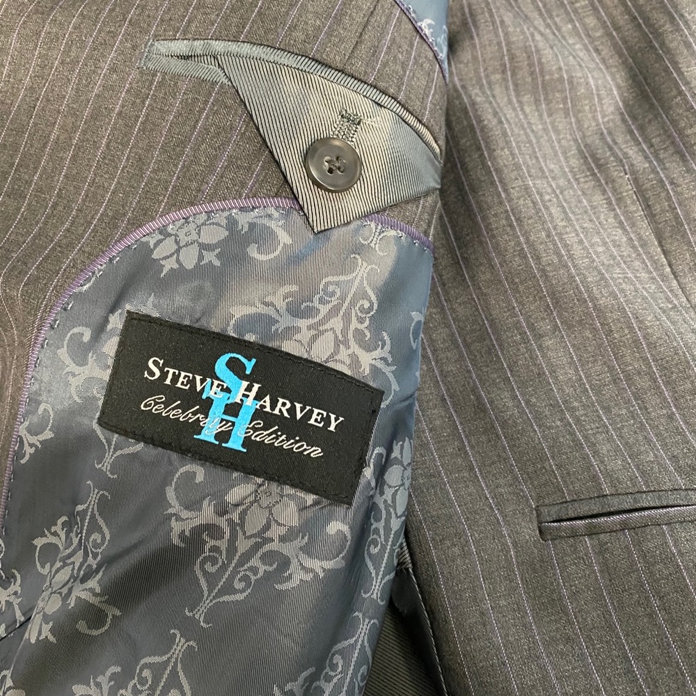 MENS SUIT